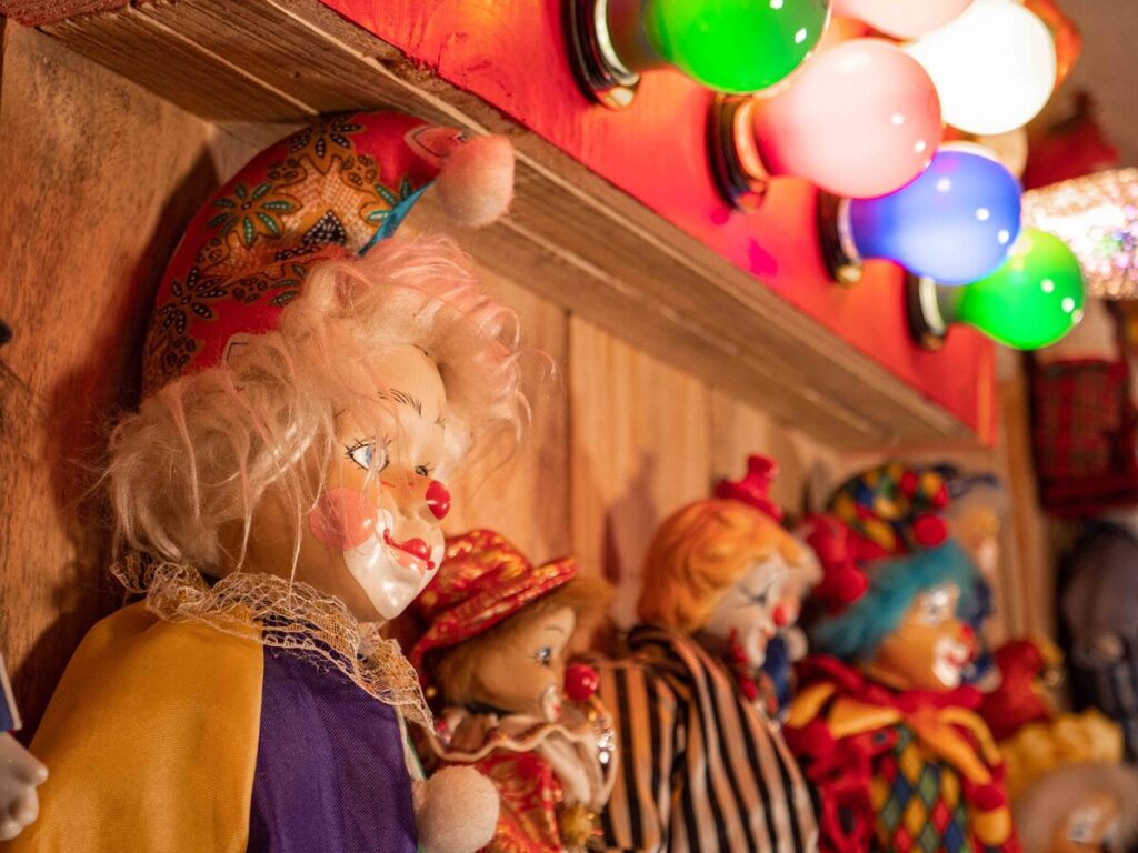 Clown-1